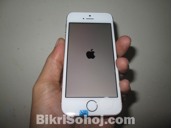 Apple iphone 5s 32GB 100% Original